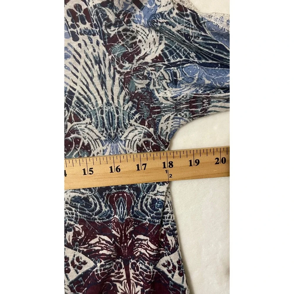 Free People eye catching